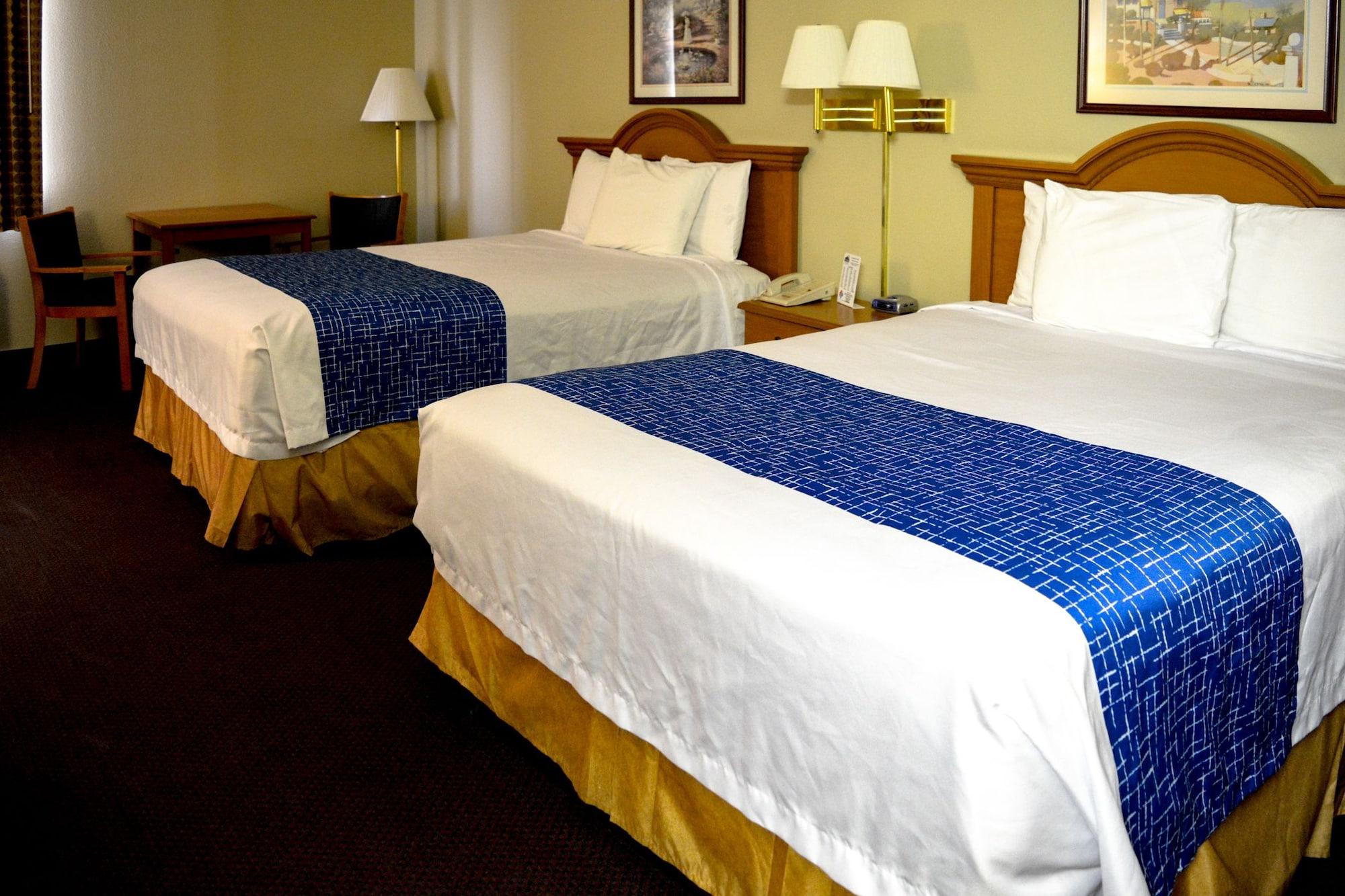 Travelodge By Wyndham St. Louis Berkeley Dış mekan fotoğraf