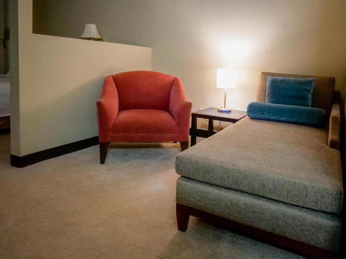 Travelodge By Wyndham St. Louis Berkeley Dış mekan fotoğraf