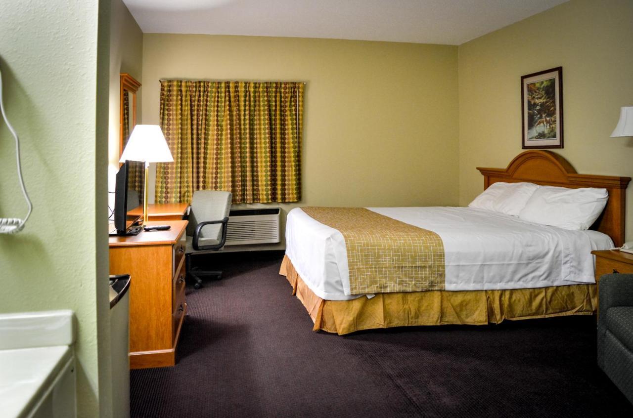 Travelodge By Wyndham St. Louis Berkeley Dış mekan fotoğraf