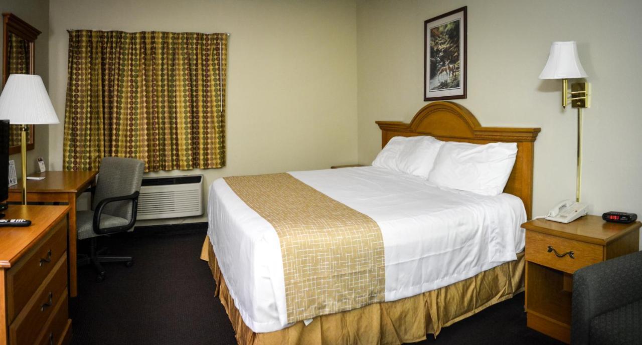 Travelodge By Wyndham St. Louis Berkeley Dış mekan fotoğraf